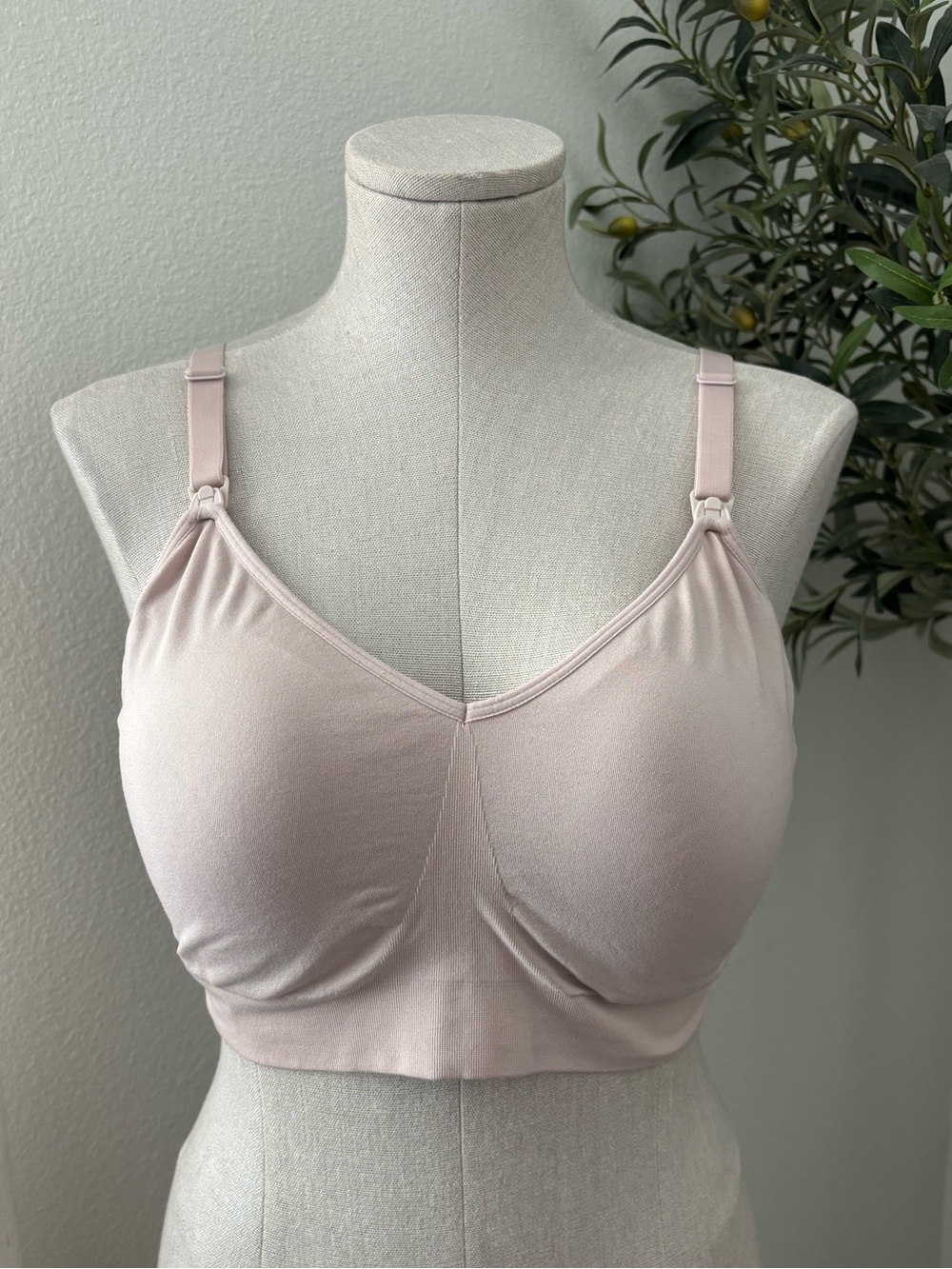 Auden Light Blush Seamless Nursing Bra